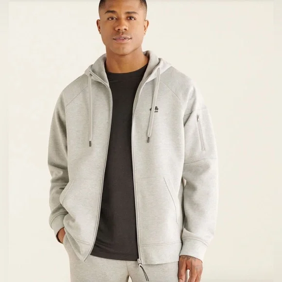 ROOTS Brand new never worn! - Picture 1 of 4